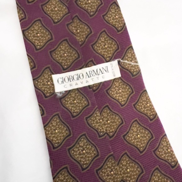Vintage Giorgio Armani Cravatte Italy Silk Burgundy Tie Office Work Career - Picture 2 of 3